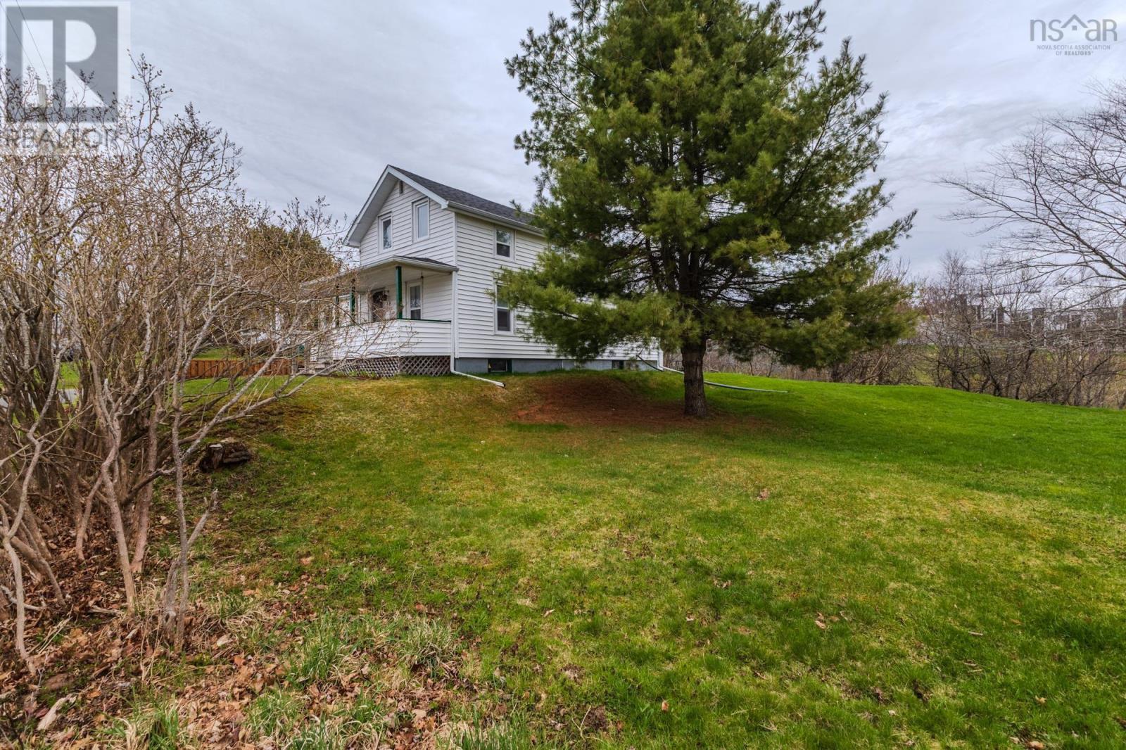 48 Adams Street, Truro, Nova Scotia  B2N 2N9 - Photo 3 - 202509862