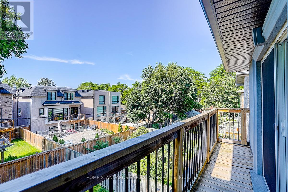 36 Abitibi Avenue N, Toronto, Ontario  M2M 2V1 - Photo 25 - C12319279