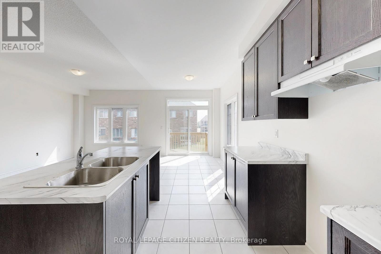 113 North Garden Boulevard, Scugog, Ontario  L9L 1B3 - Photo 11 - E12319144