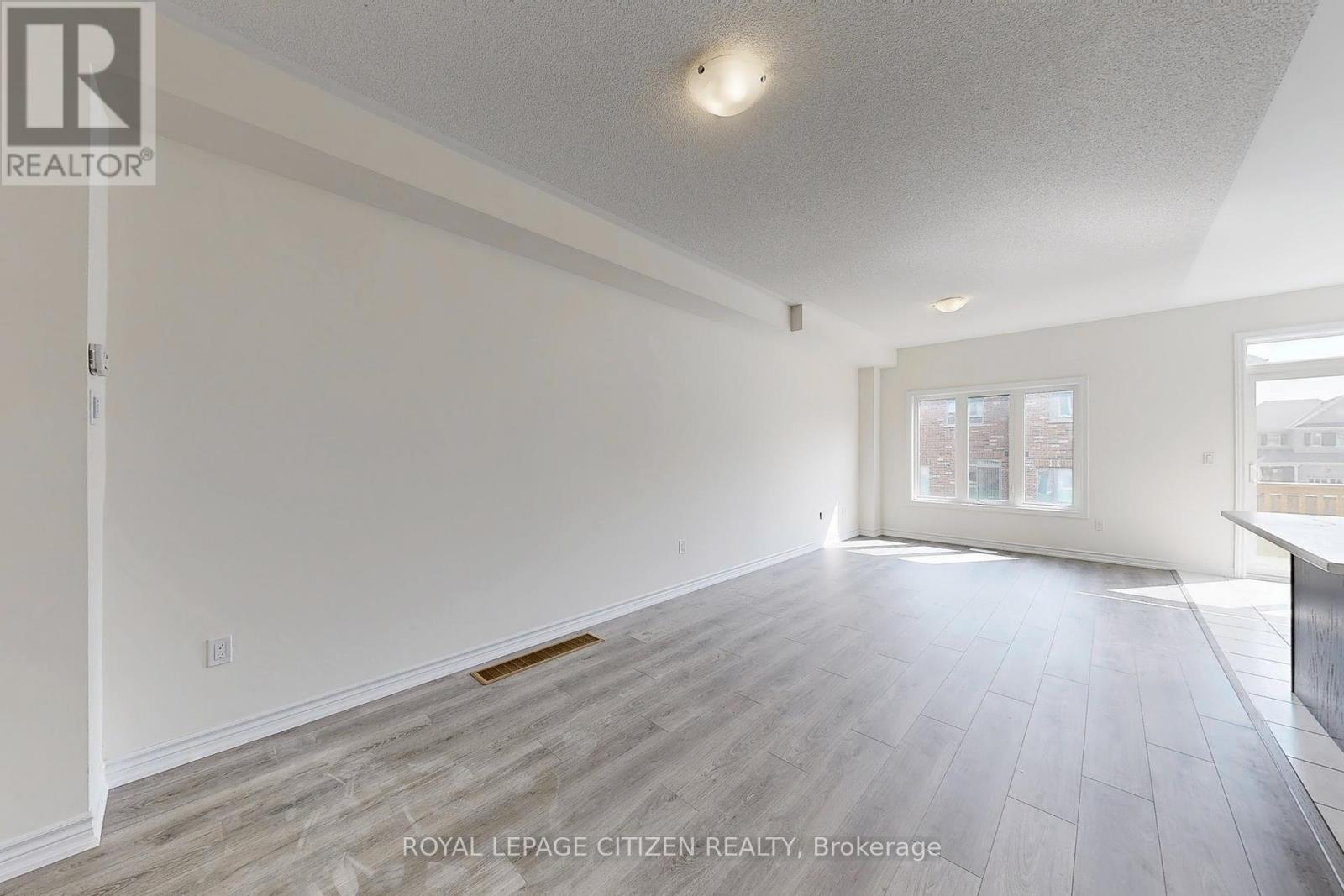 113 North Garden Boulevard, Scugog, Ontario  L9L 1B3 - Photo 6 - E12319144