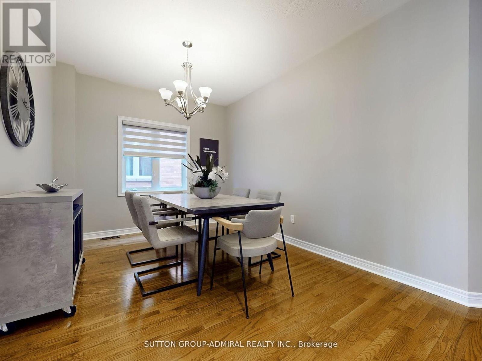 25 D'eva Drive, Vaughan, Ontario  L4J 0E7 - Photo 11 - N12319125
