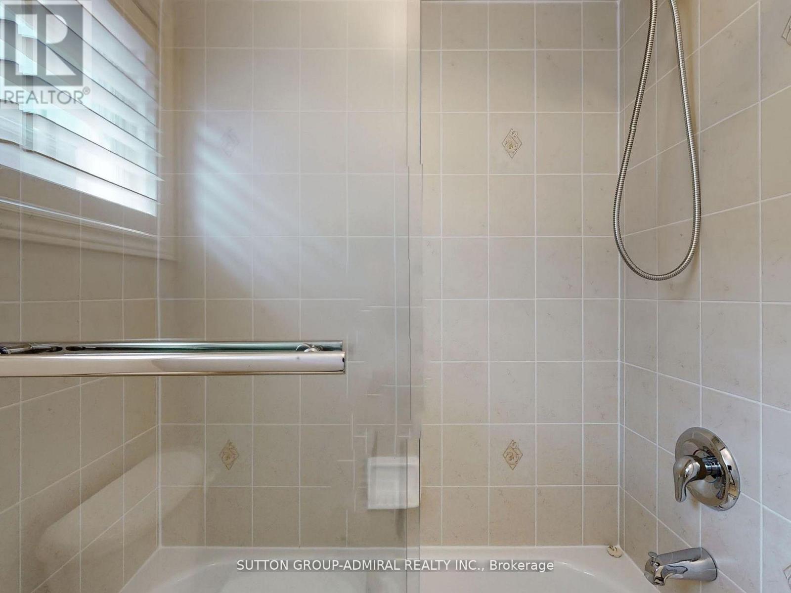 25 D'eva Drive, Vaughan, Ontario  L4J 0E7 - Photo 29 - N12319125