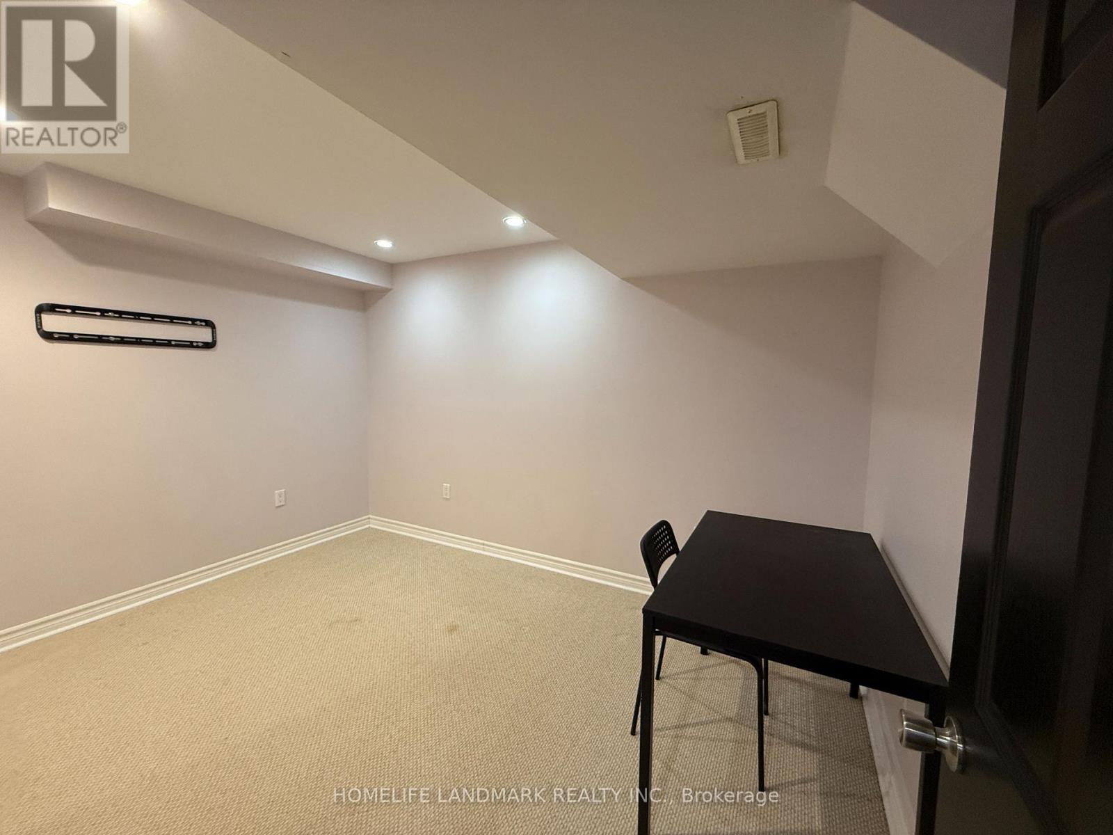 Bsmt - 3 Caprara Crescent, Markham, Ontario  L6B 0B7 - Photo 21 - N12319258