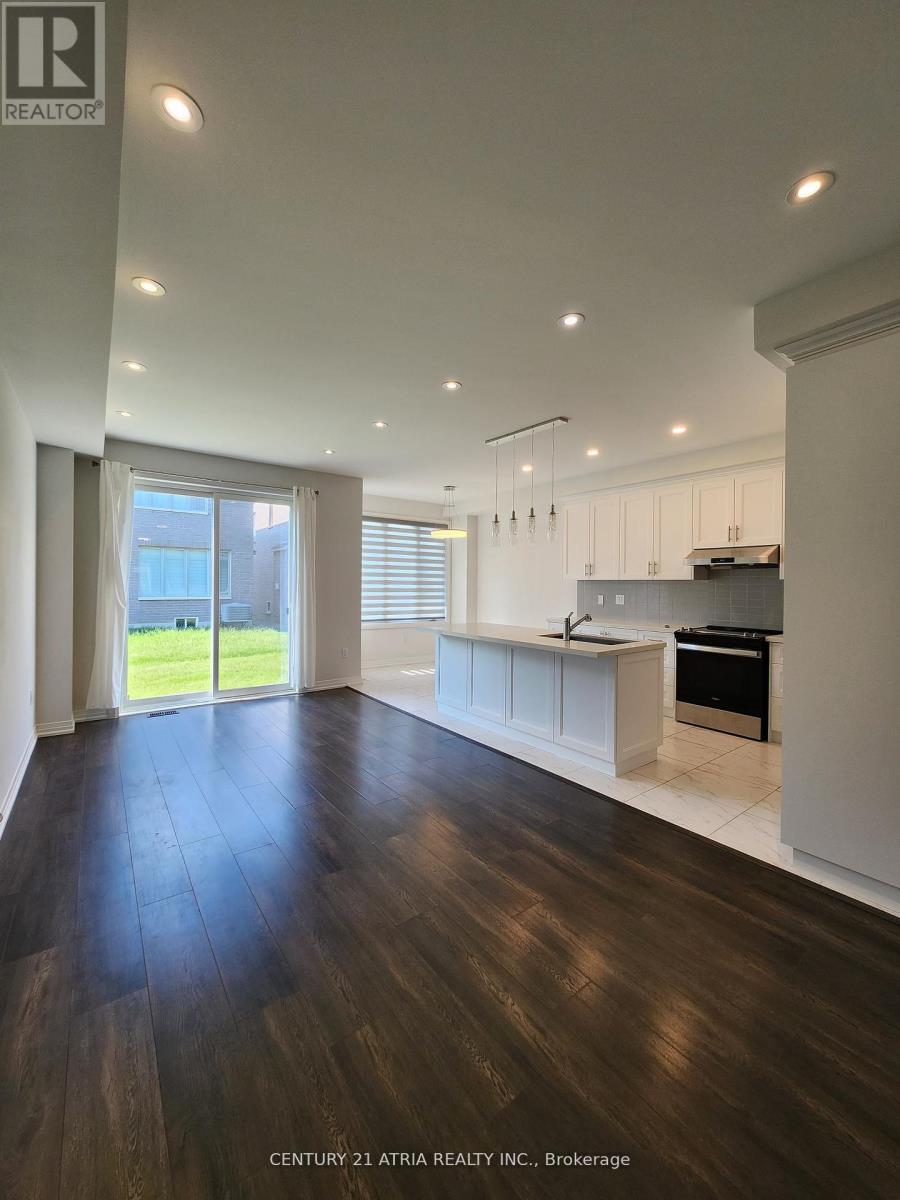 97 Schmeltzer Crescent, Richmond Hill, Ontario  L4E 1J1 - Photo 7 - N12319272