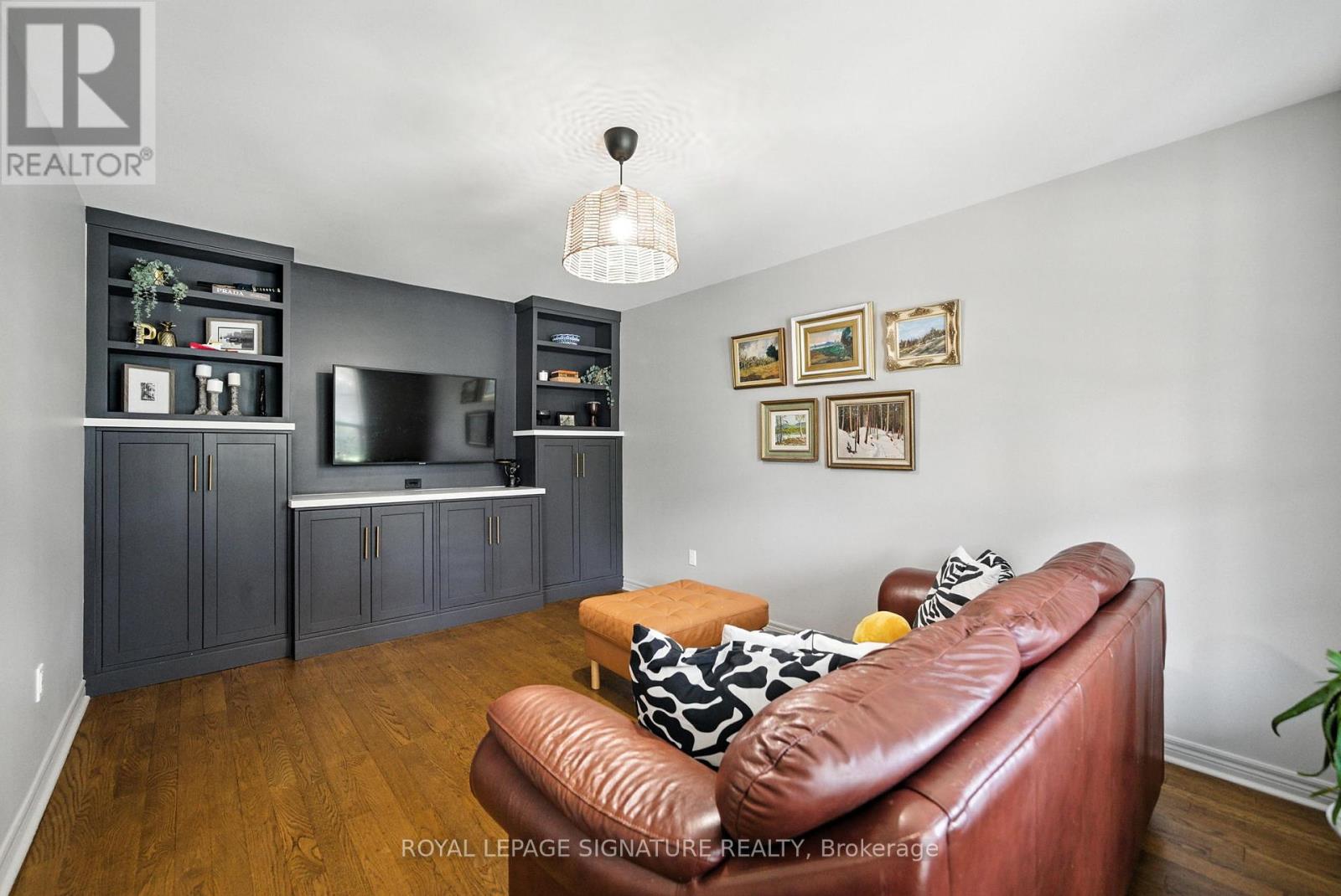 Property at 30 GALLOWAY CRESCENT image 5