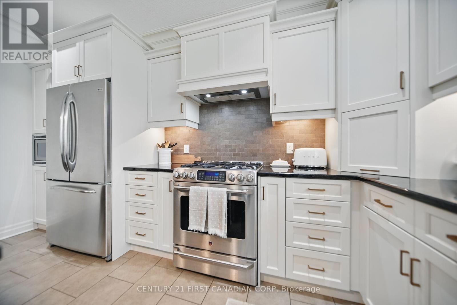 3442 Settlement Place, London South, Ontario  N6P 0A7 - Photo 17 - X12315122