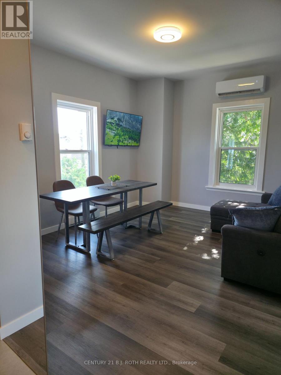 1 - 82 Albert Street N, Orillia, Ontario  L3V 5K5 - Photo 11 - S12319154