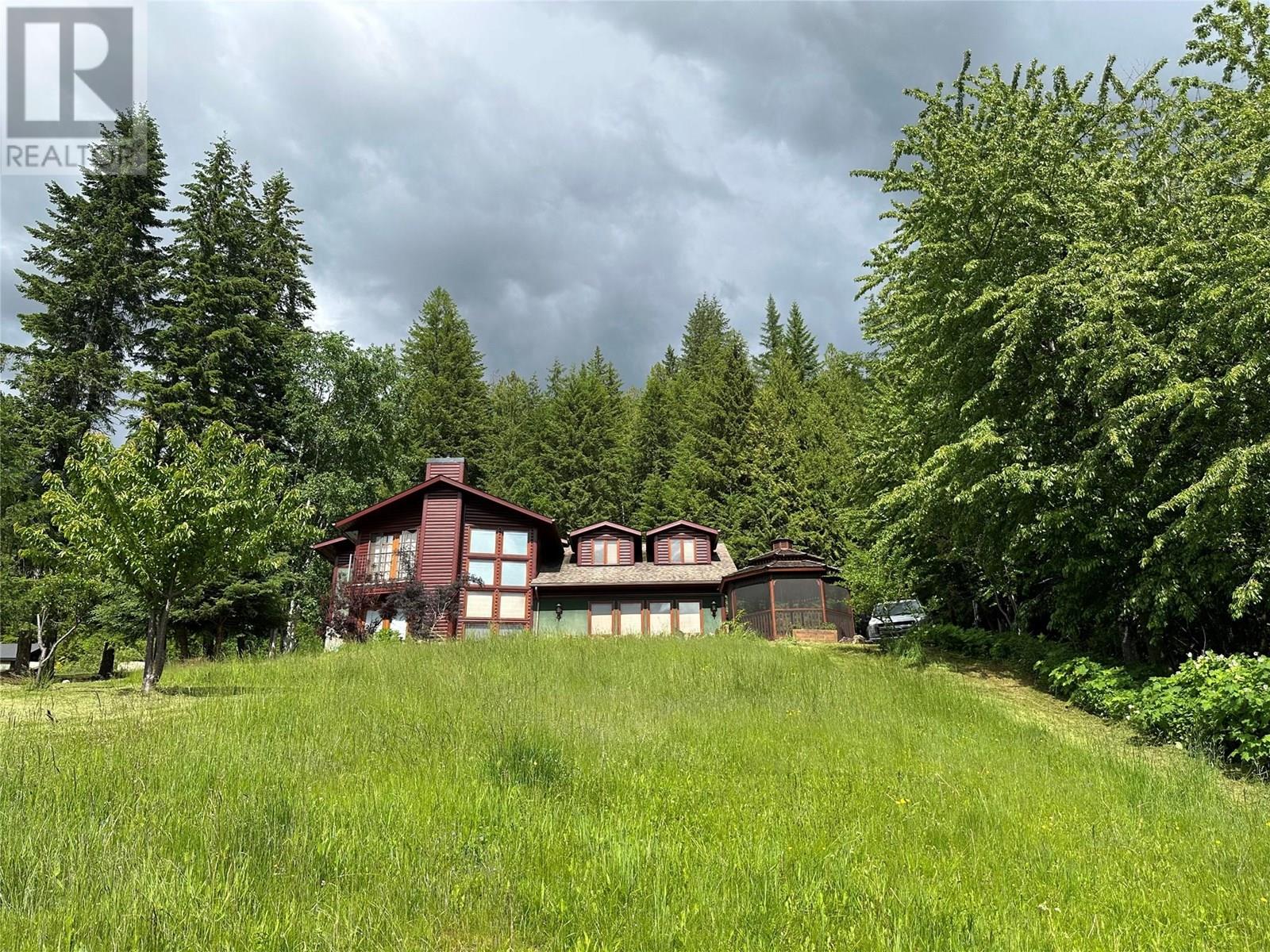 5392 Hwy 6 Highway, Burton, British Columbia V0G 1R0 - Photo 12 - 10357440