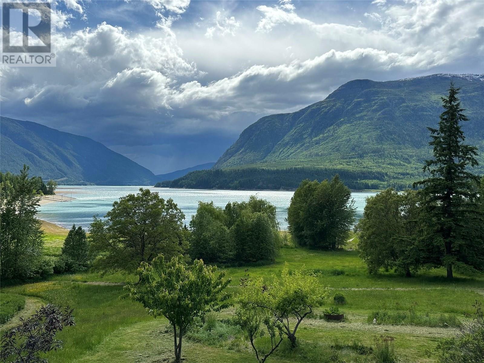 5392 Hwy 6 Highway, Burton, British Columbia V0G 1R0 - Photo 3 - 10357440