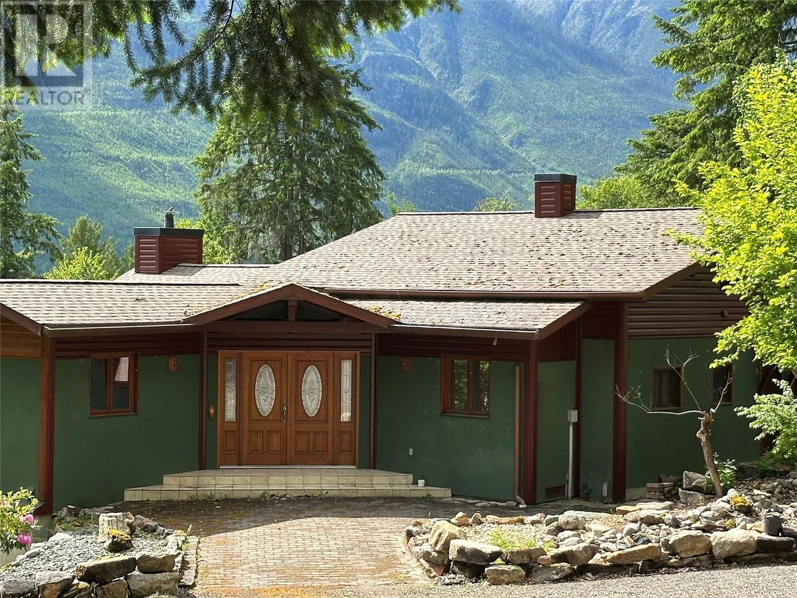 5392 Hwy 6 Highway, Burton, British Columbia V0G 1R0 - Photo 5 - 10357440