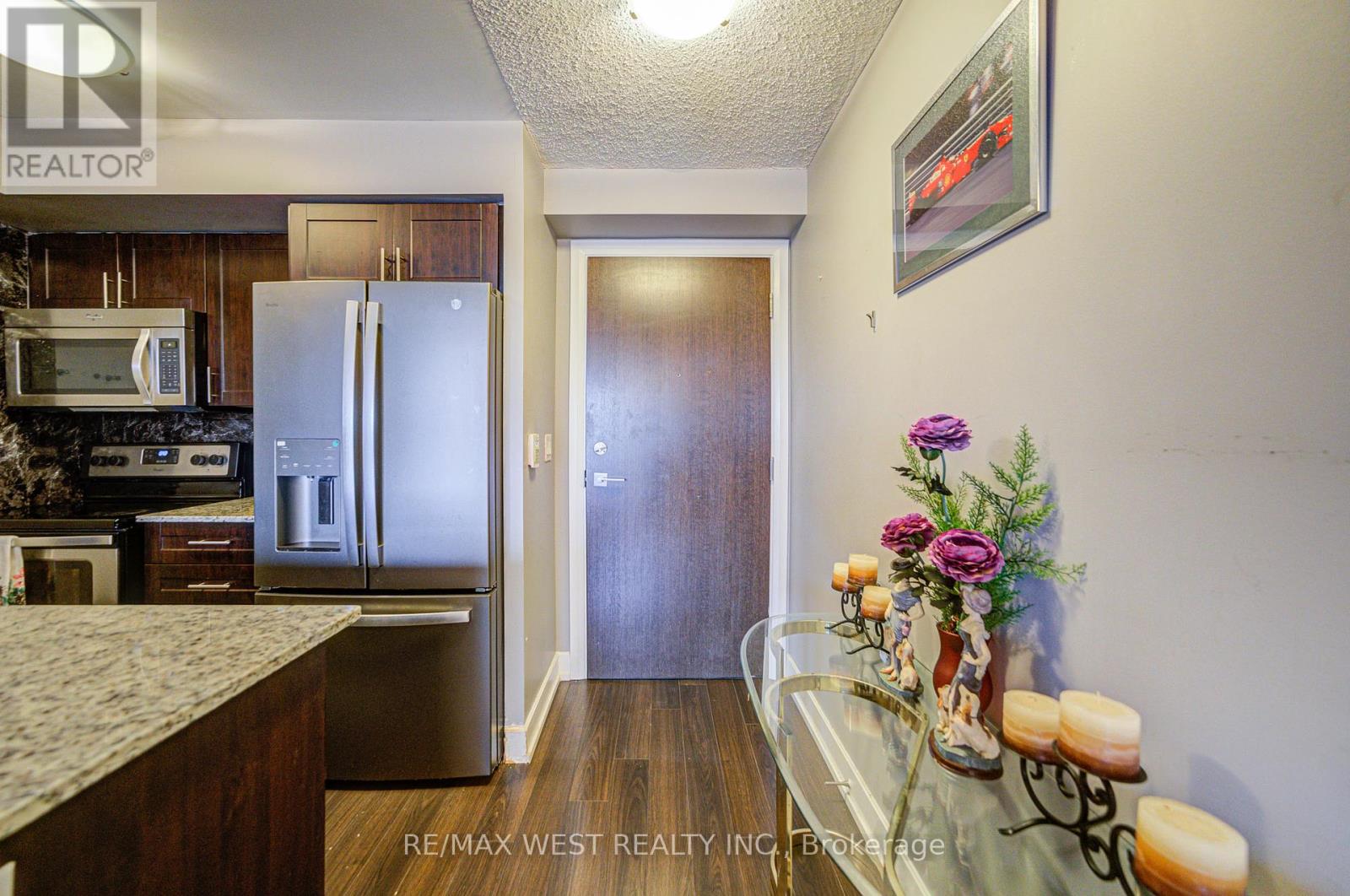 630 - 2 Eva Road, Toronto, Ontario  M9C 0A9 - Photo 11 - W12319249