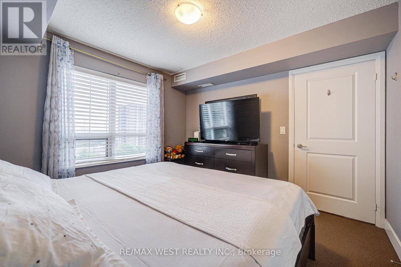 630 - 2 Eva Road, Toronto, Ontario  M9C 0A9 - Photo 28 - W12319249