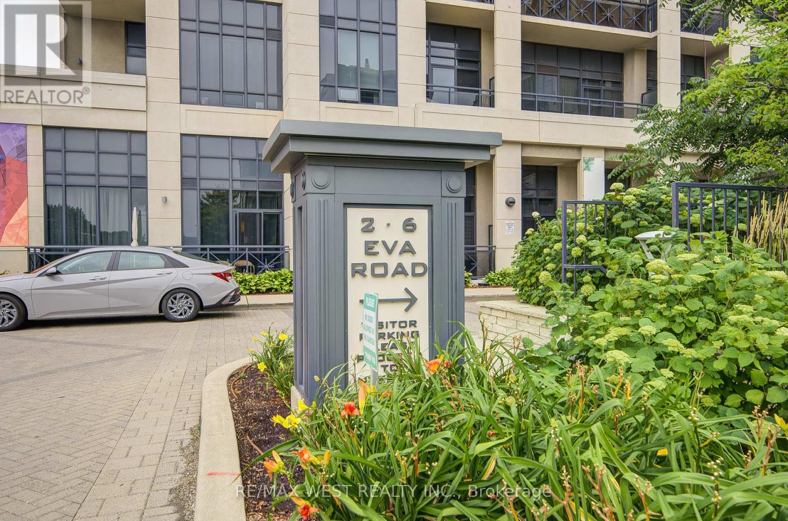 630 - 2 Eva Road, Toronto, Ontario  M9C 0A9 - Photo 4 - W12319249