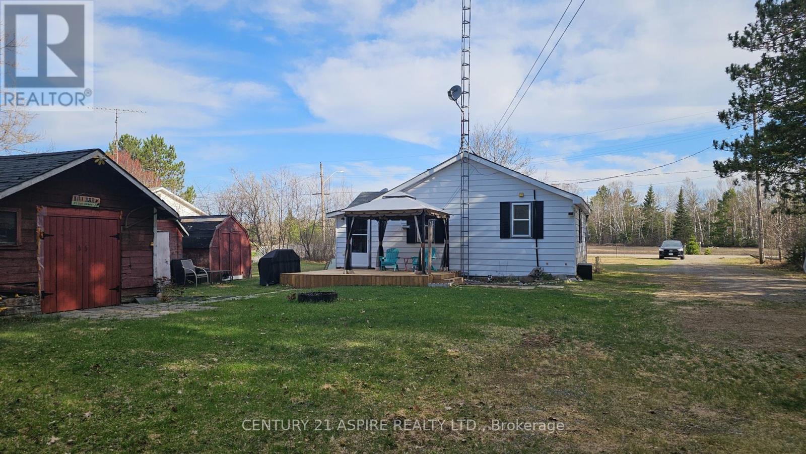 51 Major Lake Road, South Algonquin, Ontario  K0J 2C0 - Photo 3 - X12319346