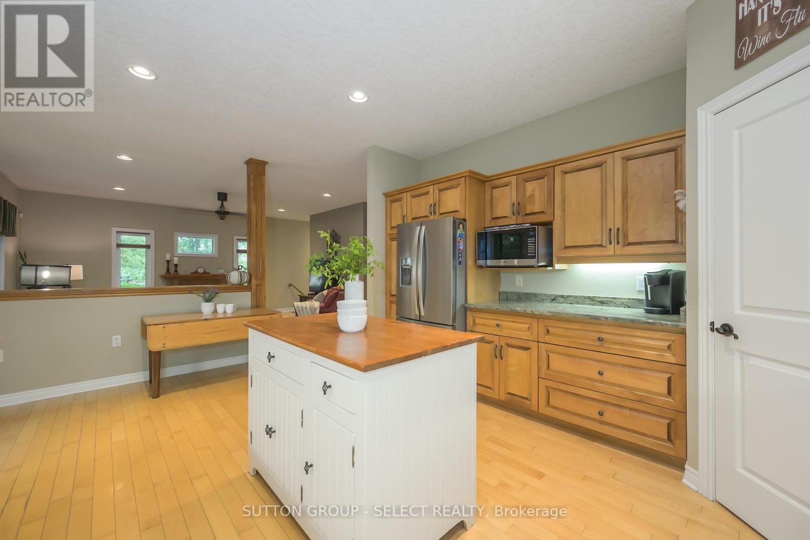 109 Willow Ridge, Middlesex Centre, Ontario  N0M 2A0 - Photo 24 - X12319299