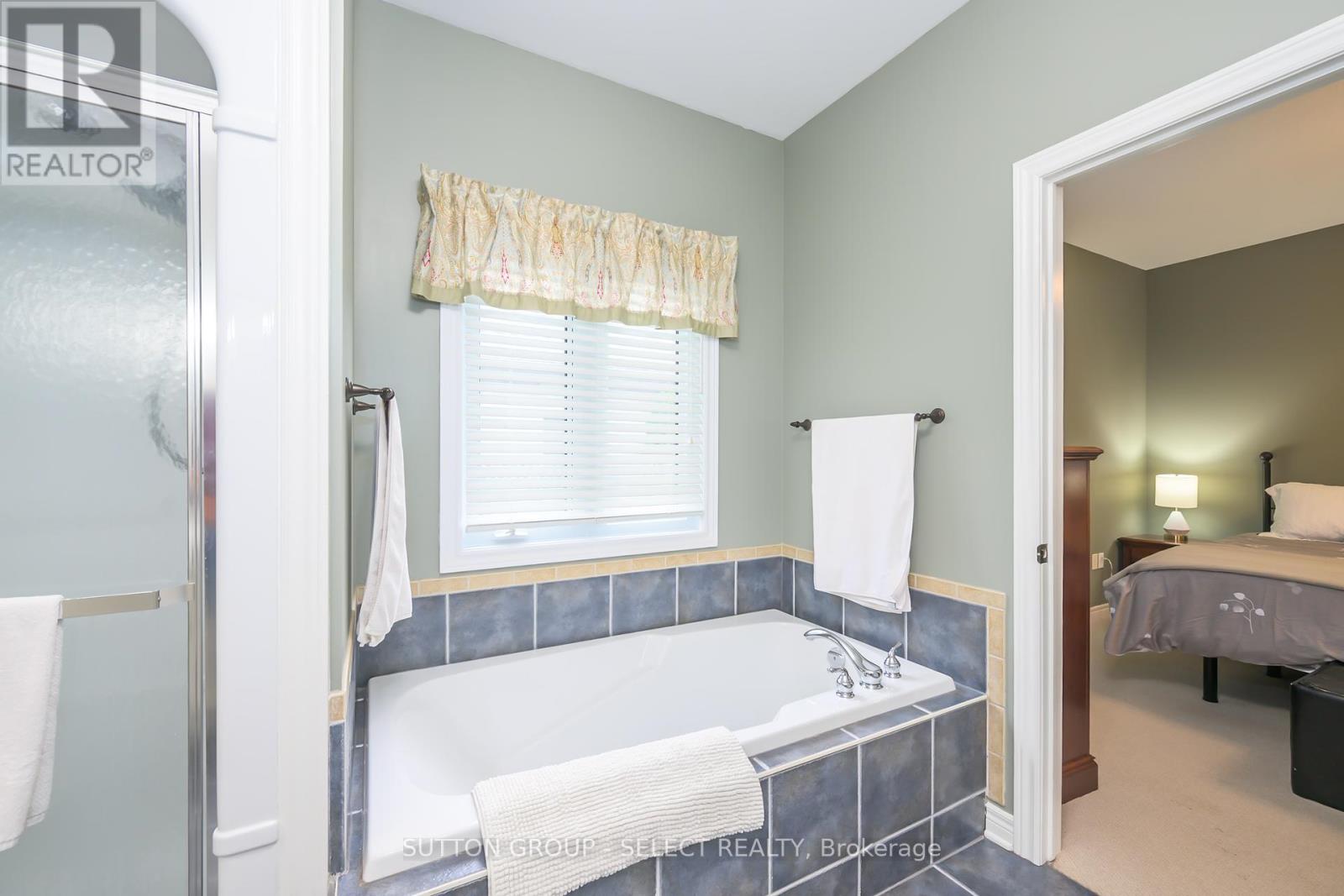 109 Willow Ridge, Middlesex Centre, Ontario  N0M 2A0 - Photo 32 - X12319299