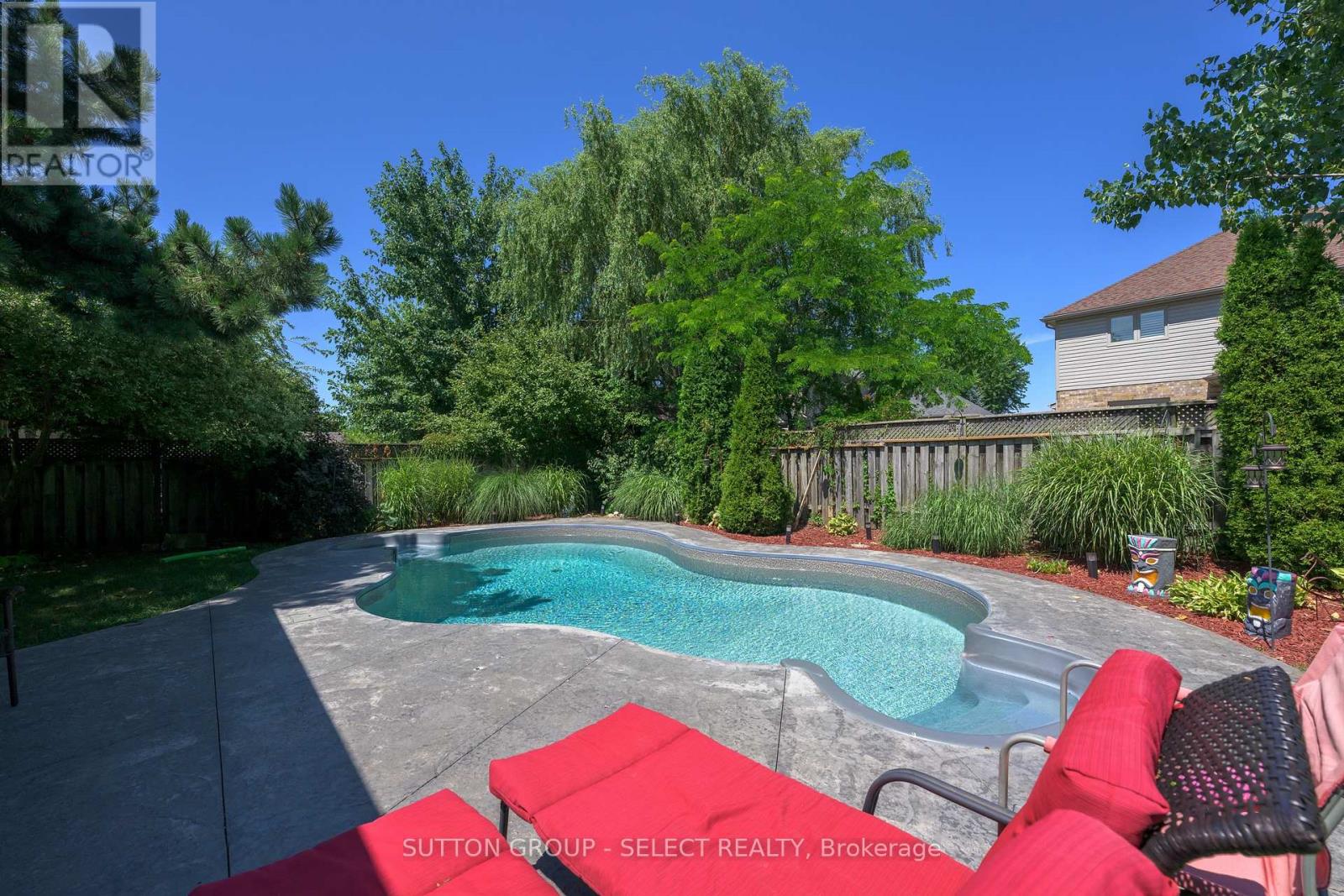 109 Willow Ridge, Middlesex Centre, Ontario  N0M 2A0 - Photo 8 - X12319299