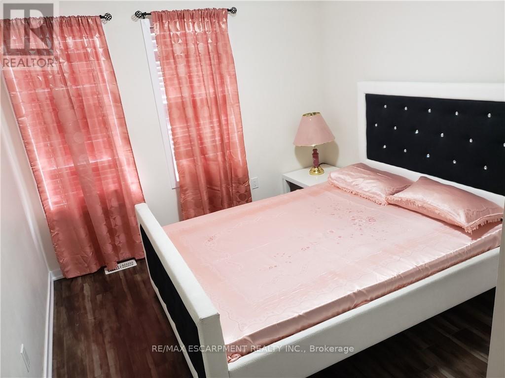 36 Aldgate Avenue, Hamilton, Ontario  L8J 1X5 - Photo 25 - X12319275