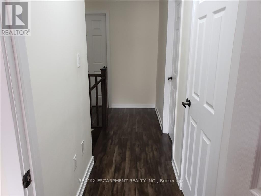 36 Aldgate Avenue, Hamilton, Ontario  L8J 1X5 - Photo 30 - X12319275