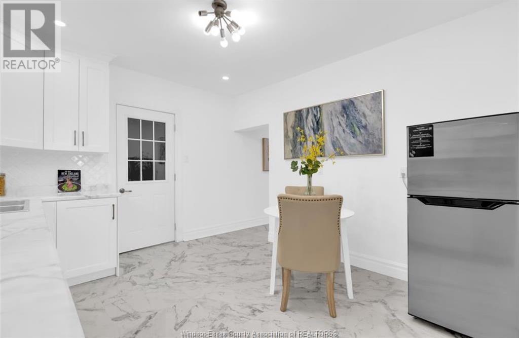 868 Tuscarora, Windsor, Ontario  N9A 3M8 - Photo 11 - 25019501