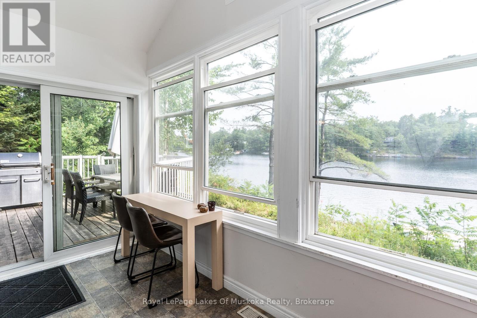 49 Pinetree Road, Gravenhurst, Ontario  P1P 1R2 - Photo 12 - X12204541
