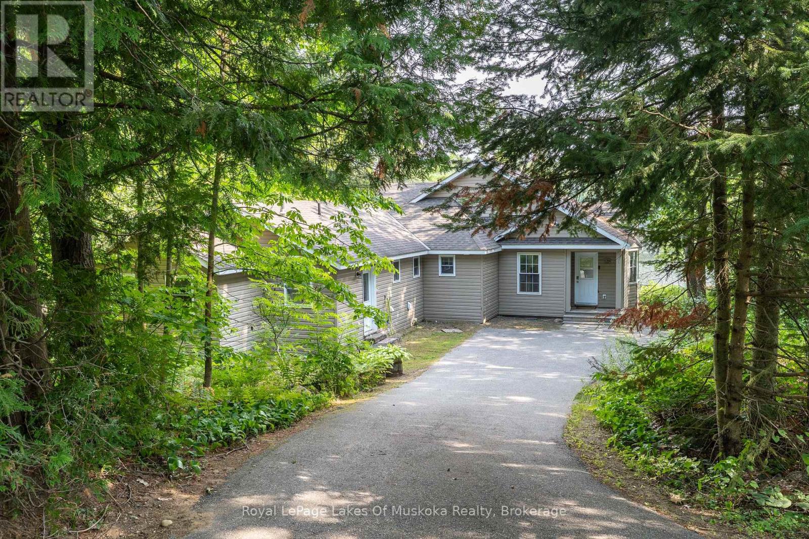 49 Pinetree Road, Gravenhurst, Ontario  P1P 1R2 - Photo 34 - X12204541