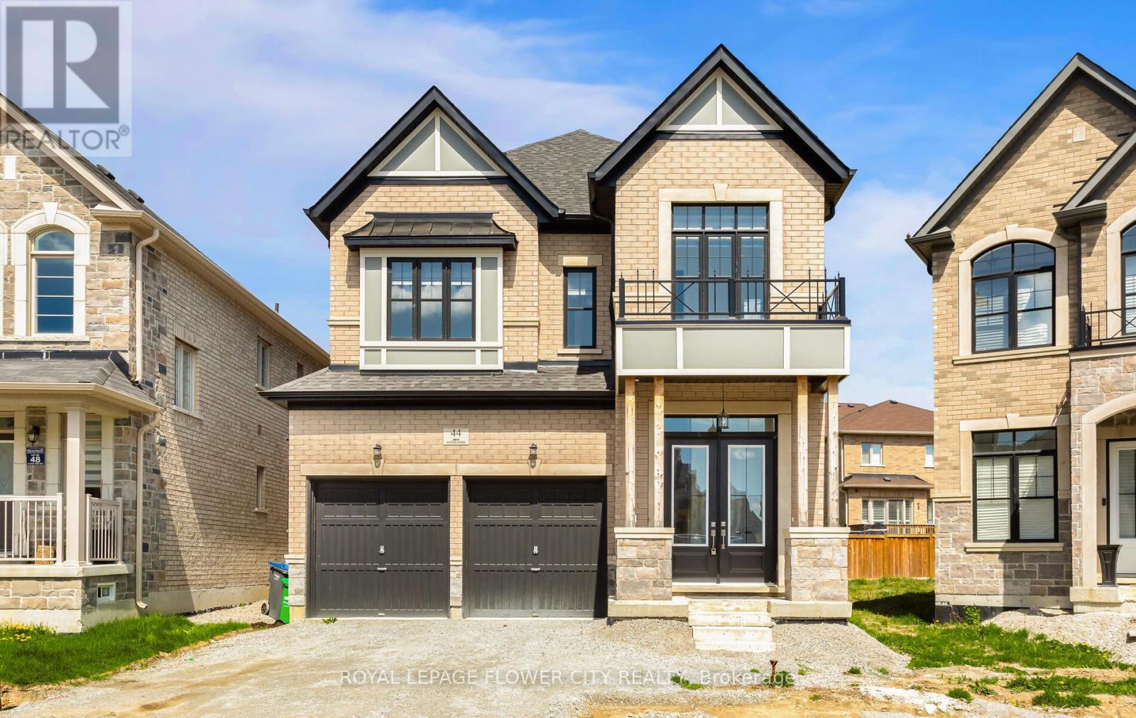 Property at 44 ROYAL FERN CRESCENT image 2