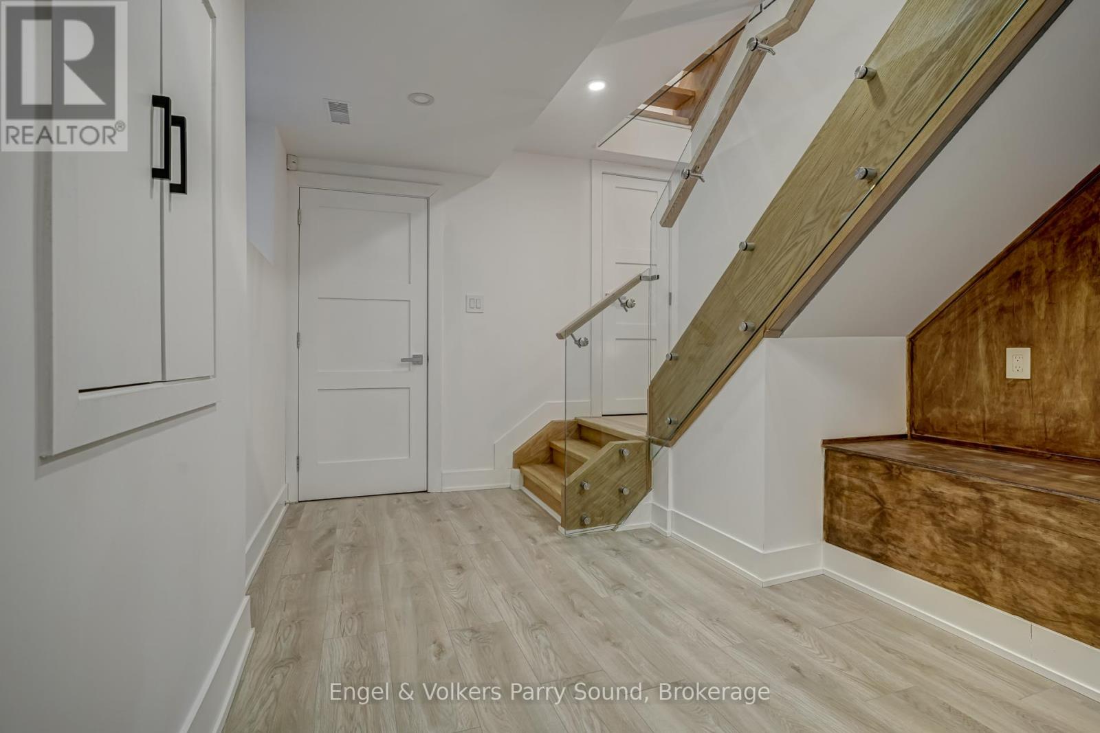 230 Willow Avenue, Toronto, Ontario  M4E 3K7 - Photo 33 - E12319421