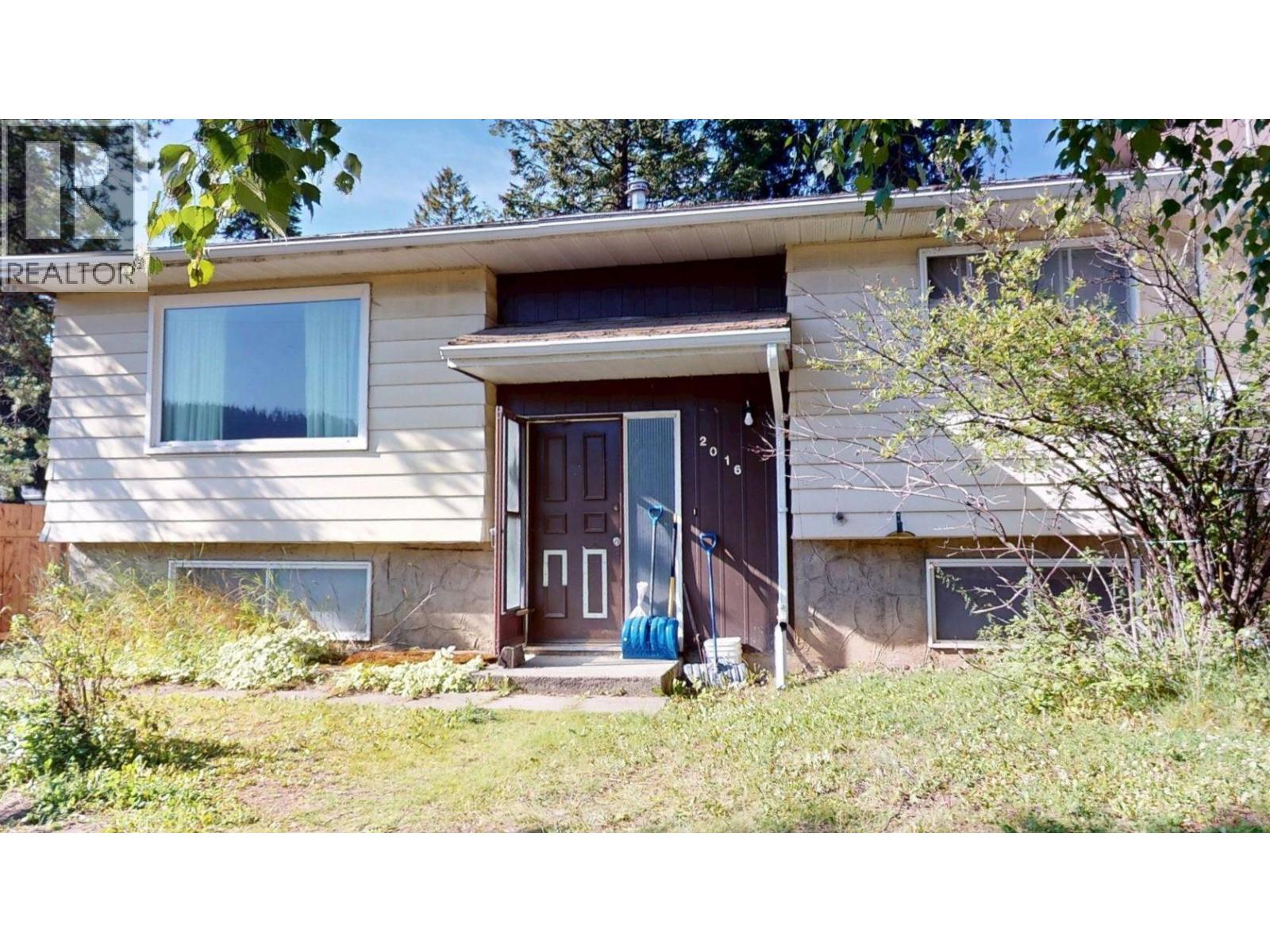2016 Alder Street, elkford, British Columbia