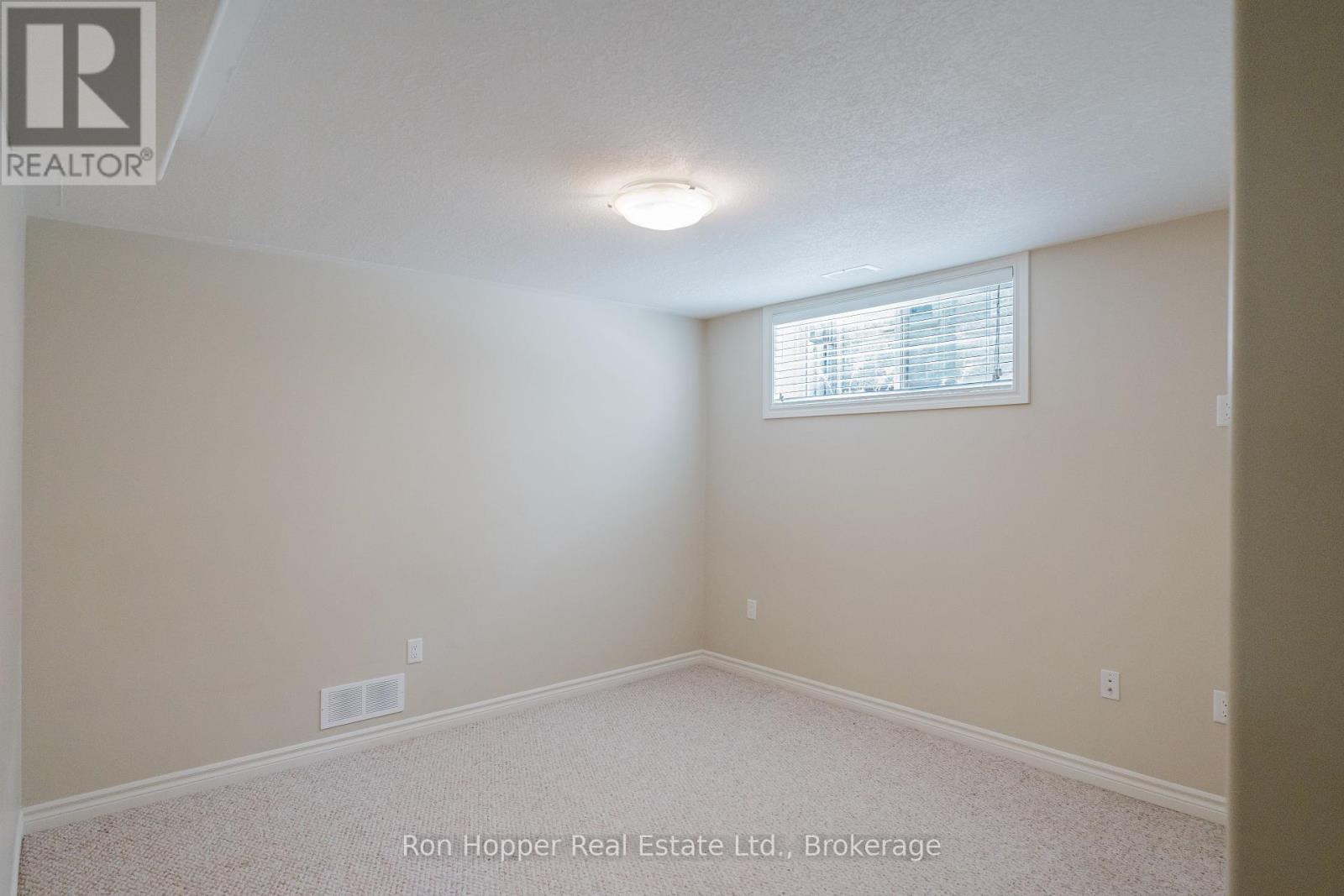 217 2nd Street W, Owen Sound, Ontario  N4K 0A6 - Photo 29 - X12319464
