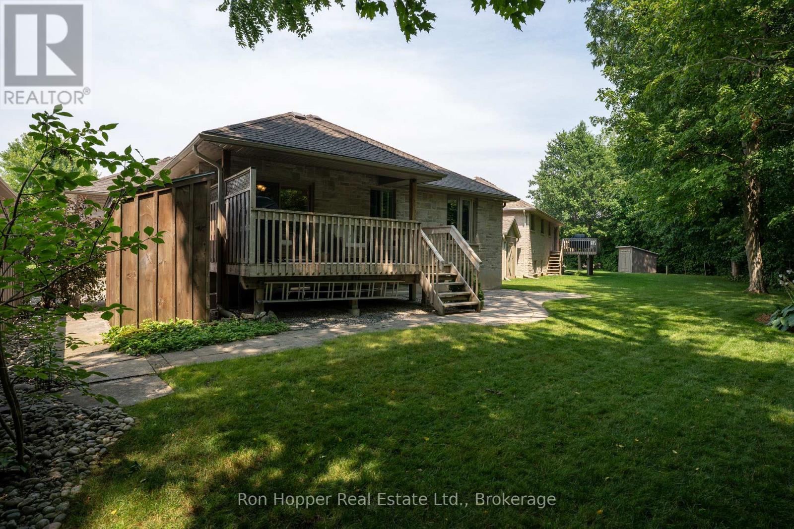 217 2nd Street W, Owen Sound, Ontario  N4K 0A6 - Photo 36 - X12319464