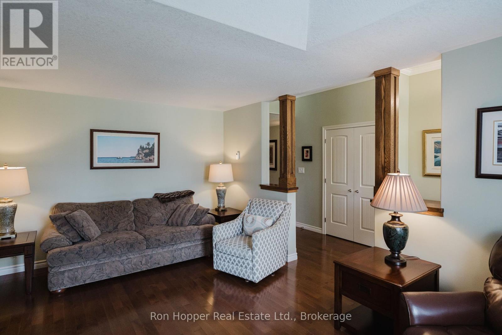 217 2nd Street W, Owen Sound, Ontario  N4K 0A6 - Photo 7 - X12319464