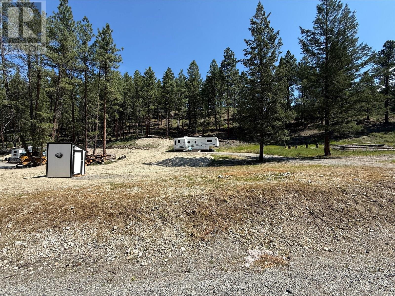 4925 Buck Crescent, Wasa, British Columbia V0B 2K0 - Photo 2 - 10358071