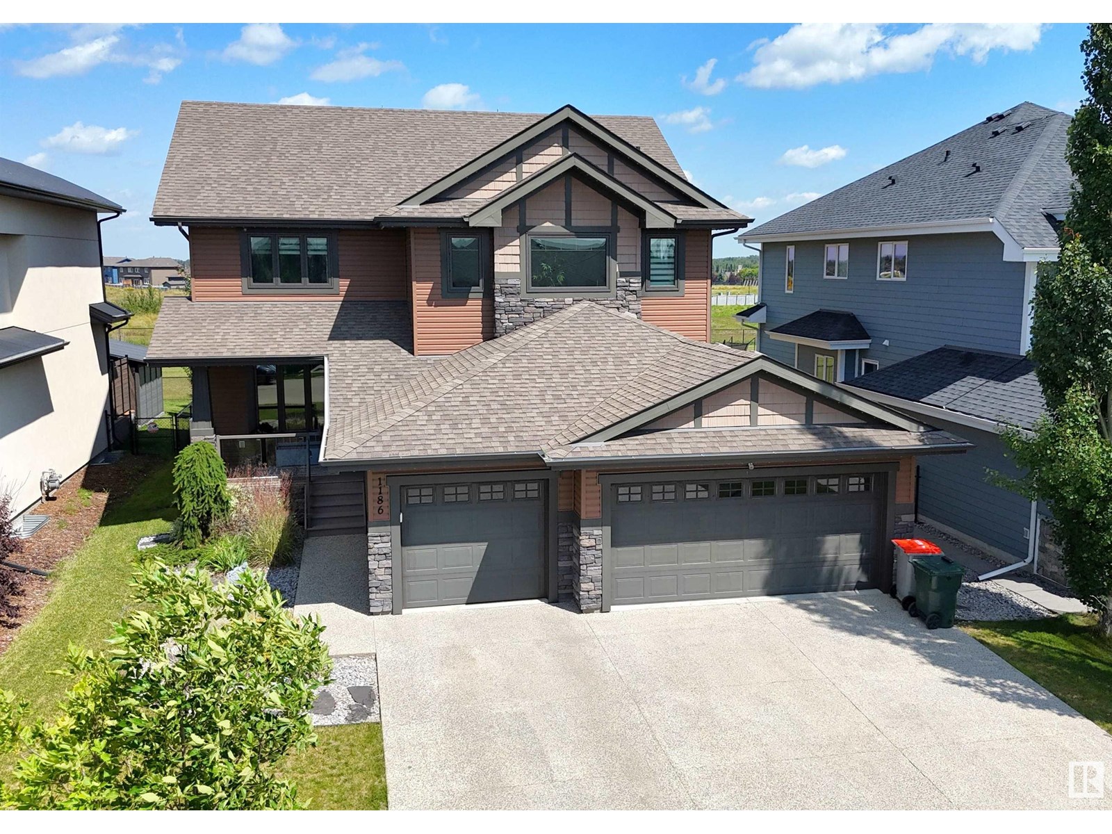 1186 GENESIS LAKE BV, Stony Plain, Alberta