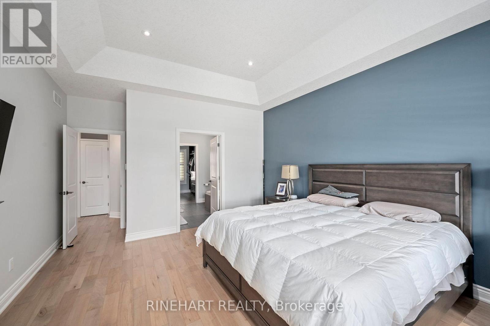 6968 Clayton Walk, London South, Ontario  N6P 0B2 - Photo 18 - X12319452
