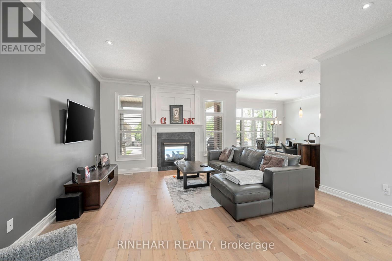6968 Clayton Walk, London South, Ontario  N6P 0B2 - Photo 9 - X12319452