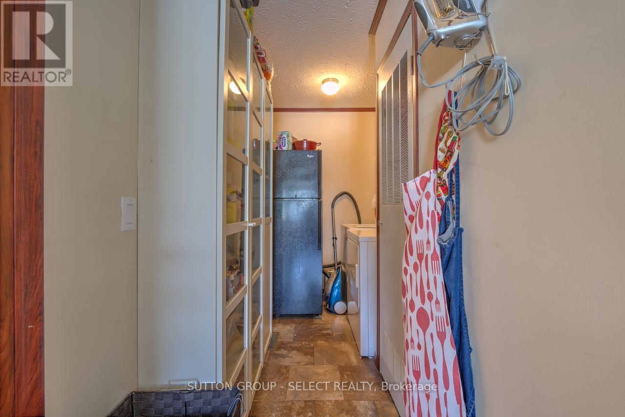 10 Caribbean Lane, Bluewater, Ontario  N0M 1N0 - Photo 20 - X12319558