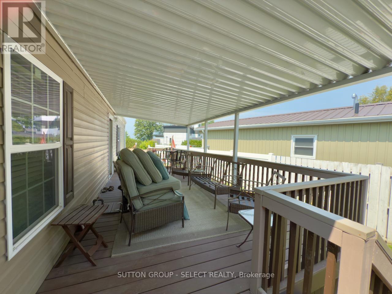 10 Caribbean Lane, Bluewater, Ontario  N0M 1N0 - Photo 4 - X12319558