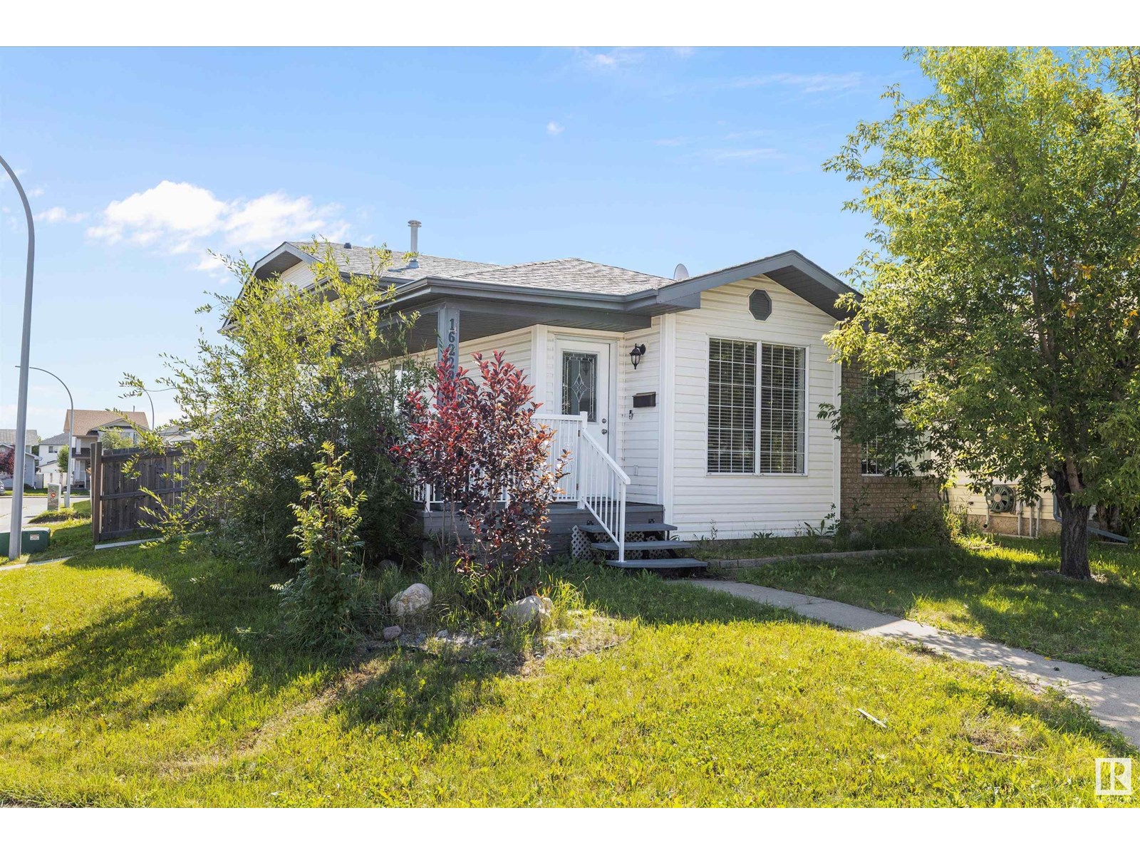 16229 57 ST NW, Edmonton, Alberta