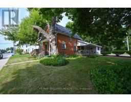 74 WILLIAM STREET E, Smiths Falls, Ontario