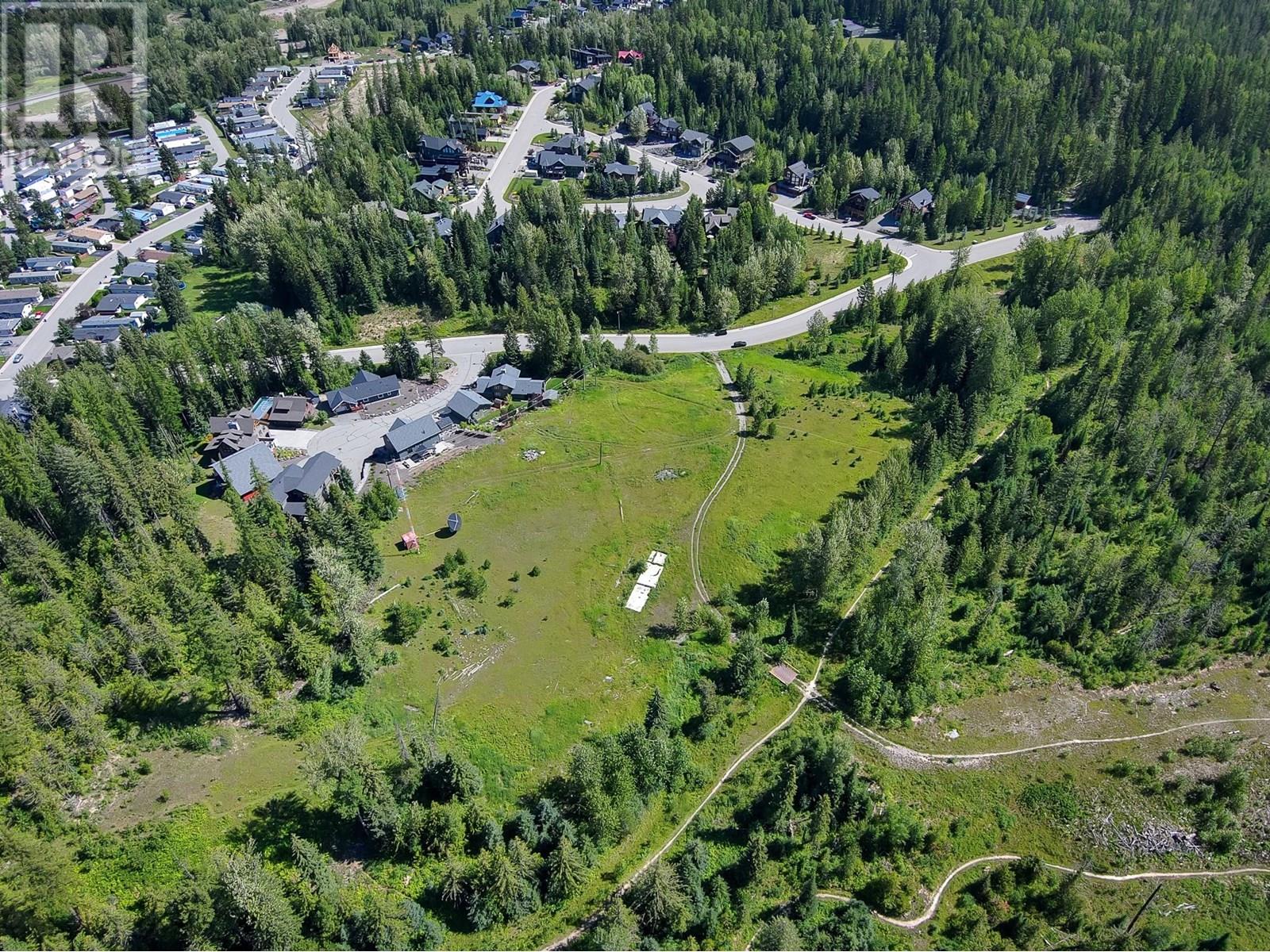90 Castle Mountain Road, Fernie, British Columbia  V0B 1M4 - Photo 21 - 10358045