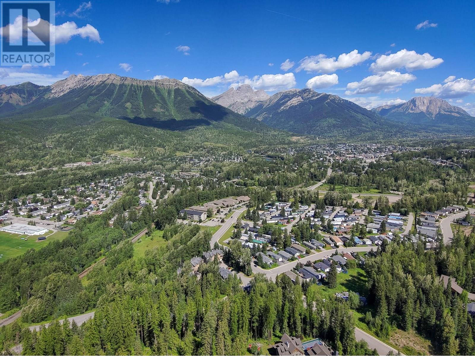 90 Castle Mountain Road, Fernie, British Columbia  V0B 1M4 - Photo 23 - 10358045