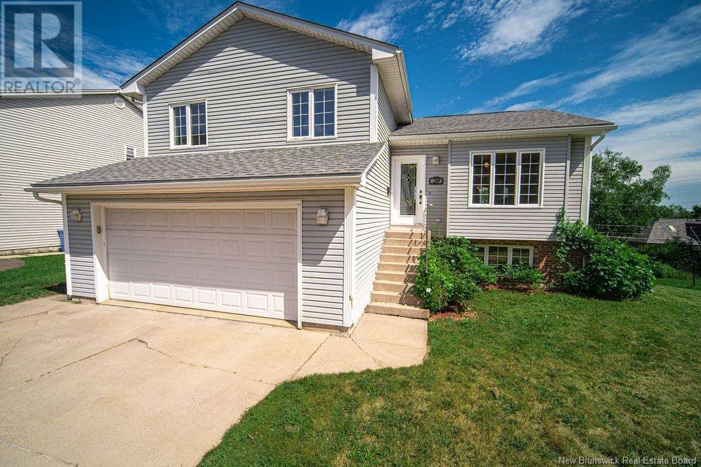 Property at 39 Amberwood Lane image 1