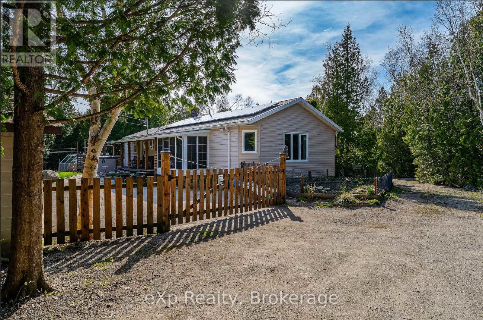 53 Little Pine Drive, Northern Bruce Peninsula, Ontario  N0H 1Z0 - Photo 3 - X12156439