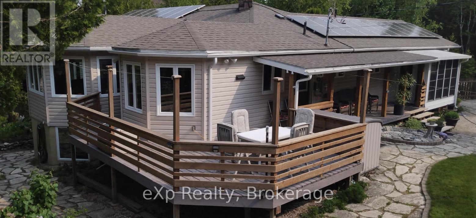 53 Little Pine Drive, Northern Bruce Peninsula, Ontario  N0H 1Z0 - Photo 2 - X12156439