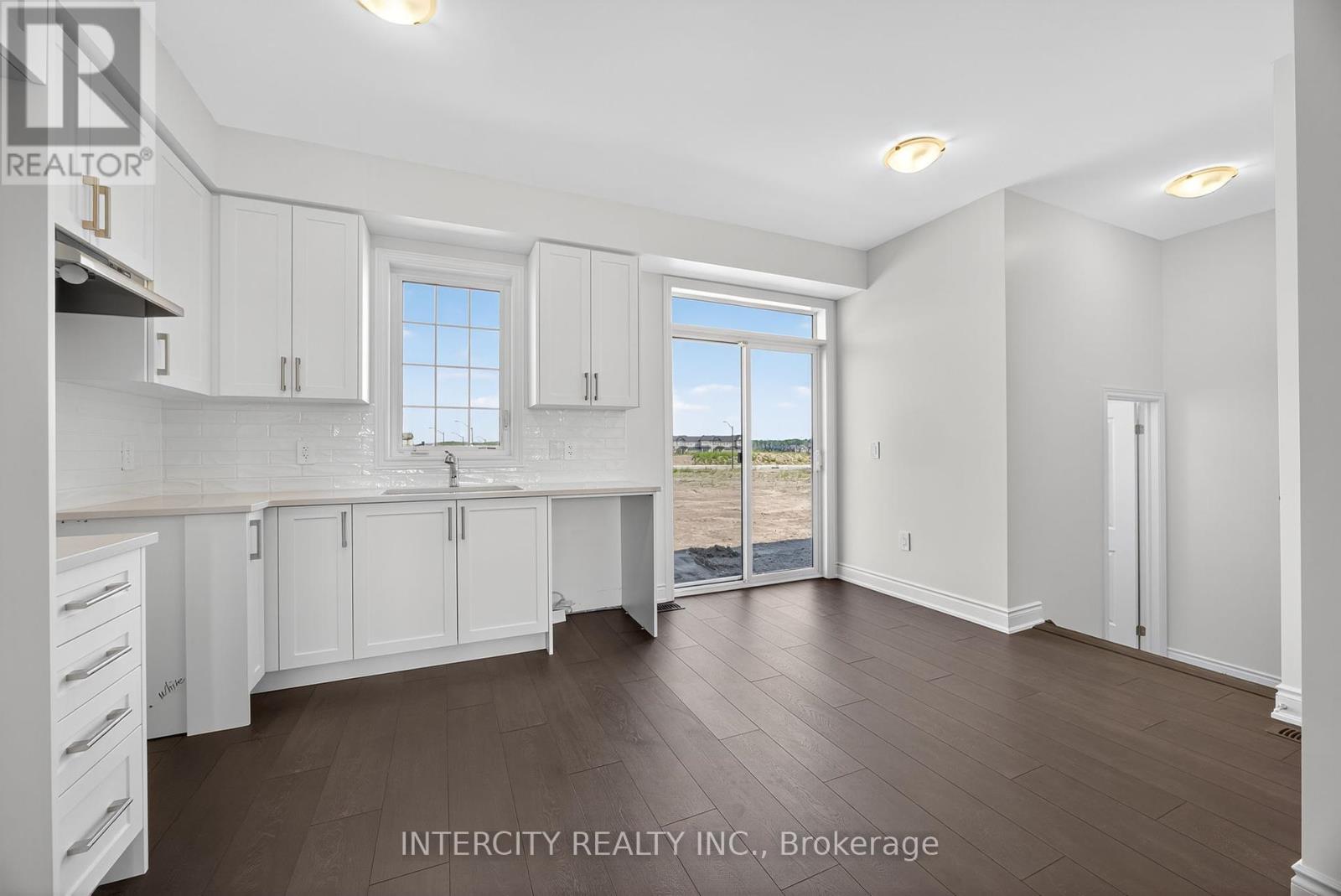 15 Avalon Drive, Wasaga Beach, Ontario  L9R 0M2 - Photo 15 - S12319339