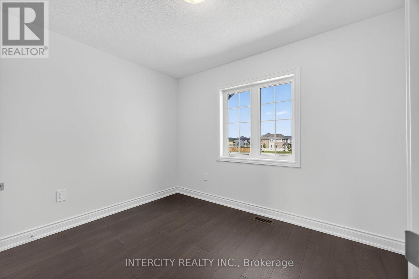 15 Avalon Drive, Wasaga Beach, Ontario  L9R 0M2 - Photo 22 - S12319339