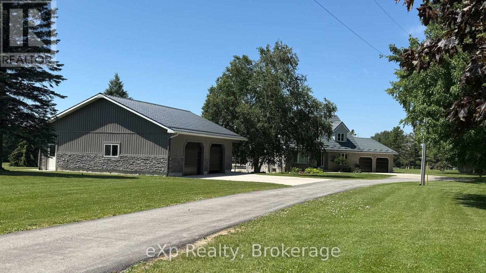 953 Greenock-Brant Line, Brockton, Ontario  N0G 1J0 - Photo 2 - X11987789