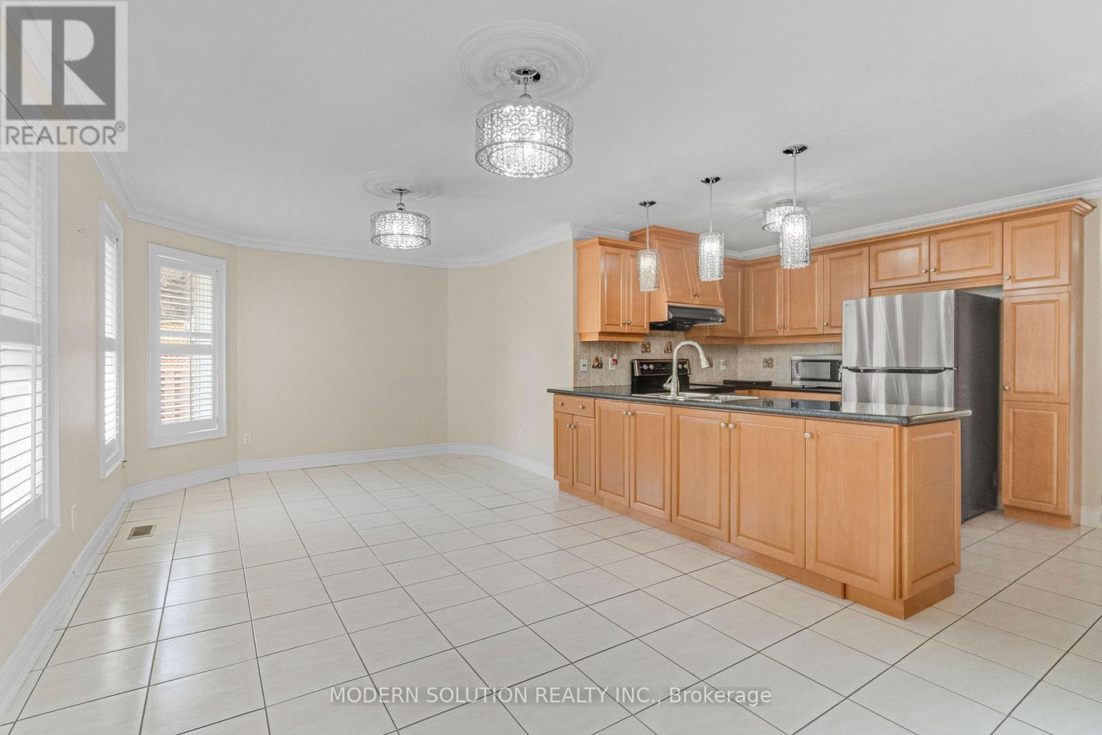 6431 Tenth Line W, Mississauga, Ontario  L5N 7J5 - Photo 14 - W12319306
