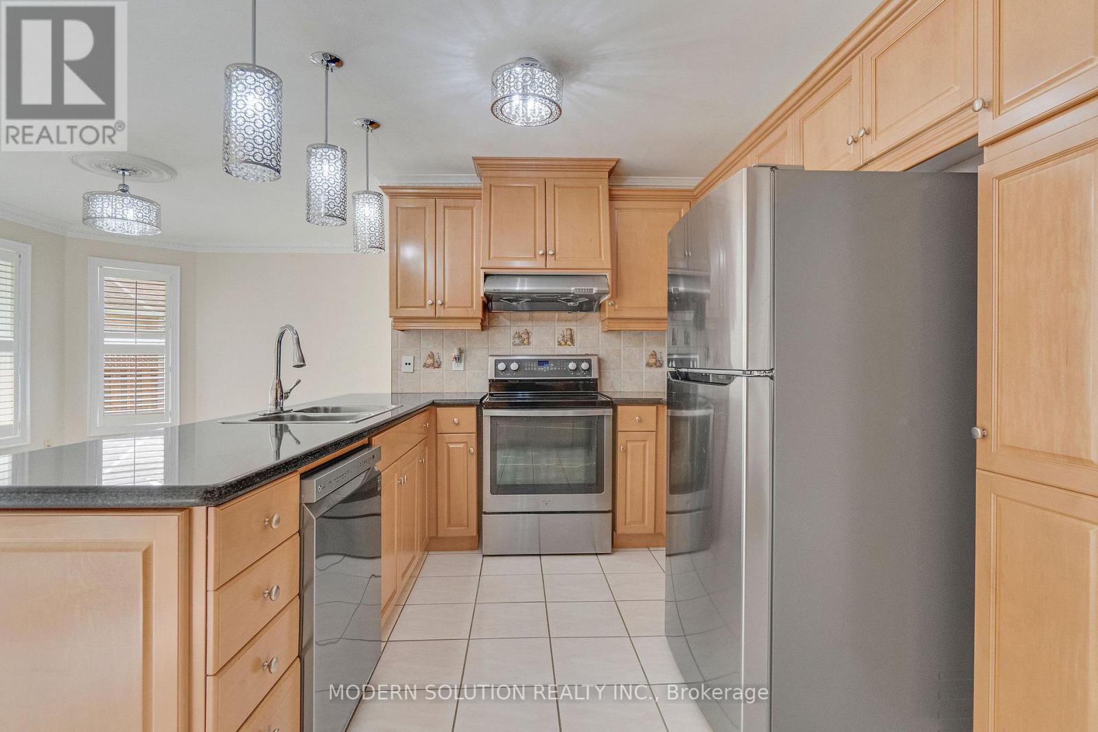 6431 Tenth Line W, Mississauga, Ontario  L5N 7J5 - Photo 17 - W12319306